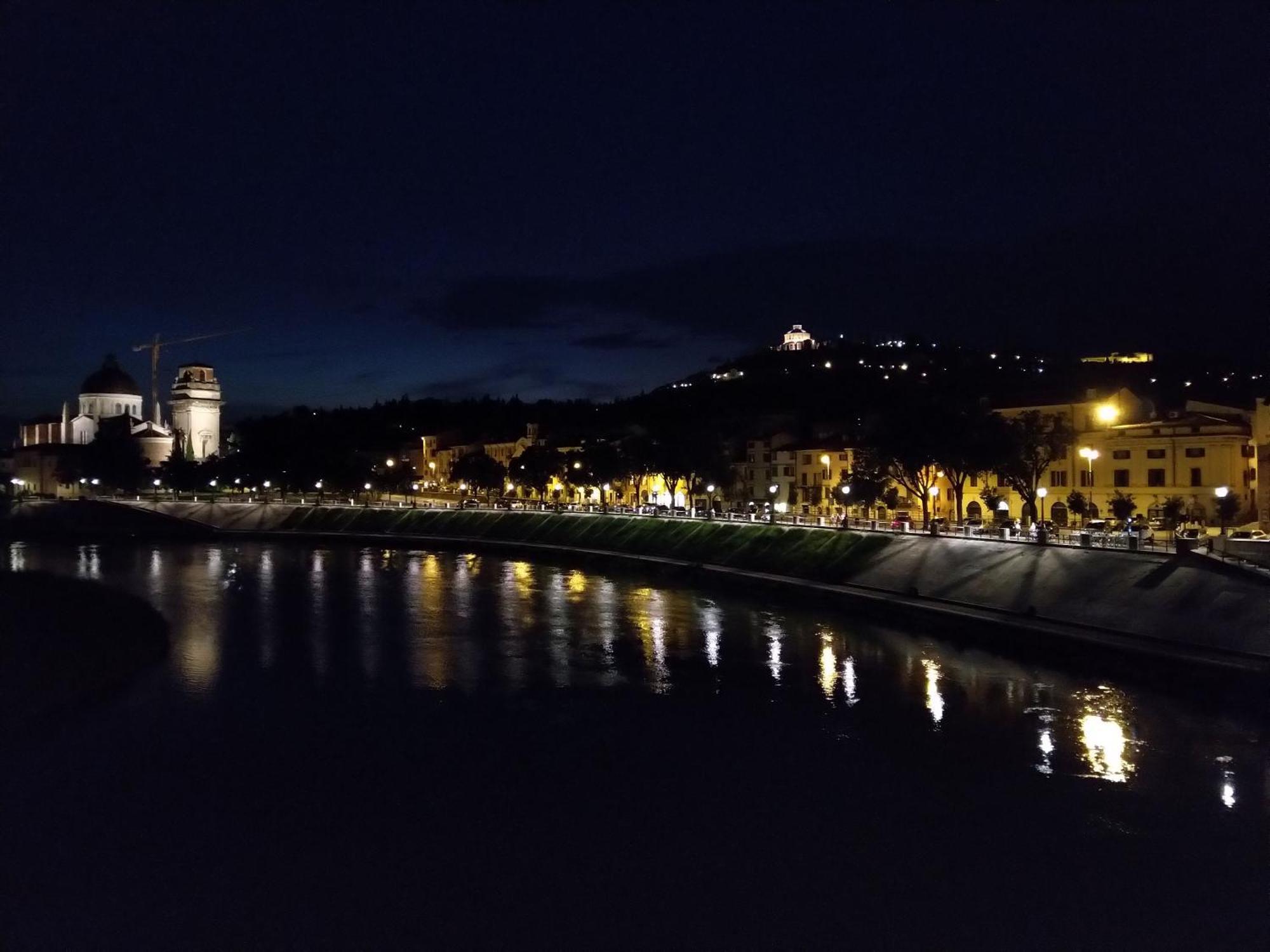 Appartamento Residenza Agapanthos Verona Esterno foto