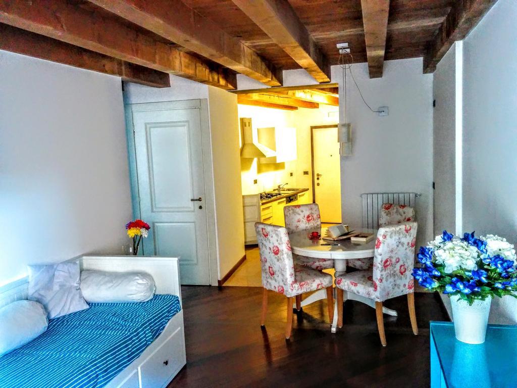 Appartamento Residenza Agapanthos Verona Camera foto